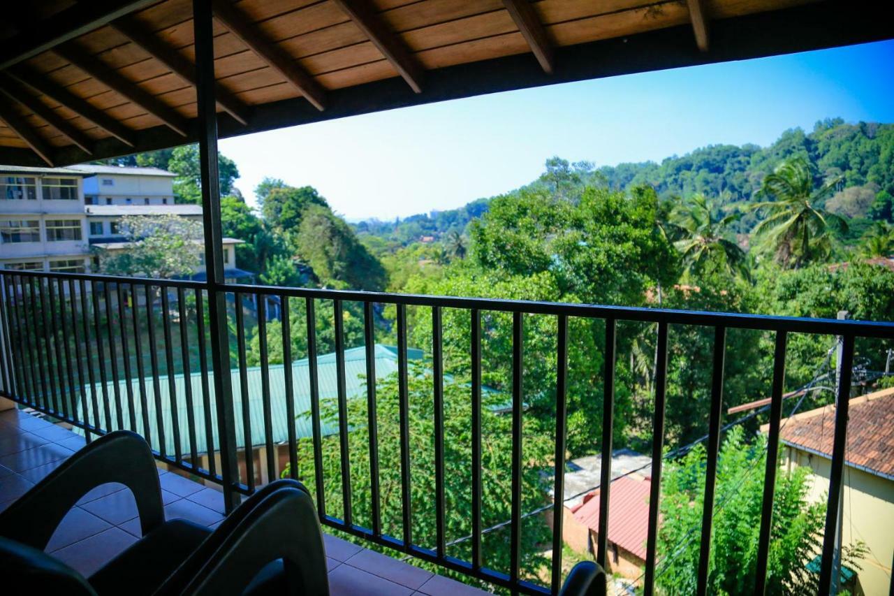 Freedom Lodge Kandy Zewnętrze zdjęcie